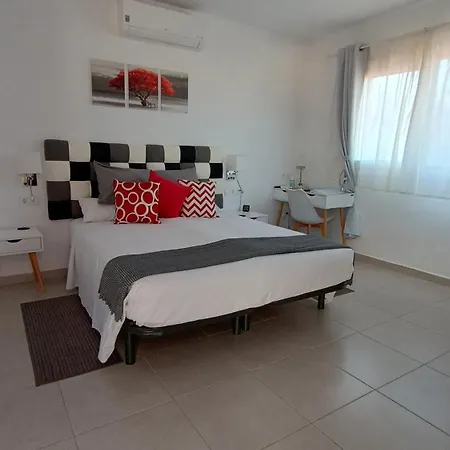 Casa Rainbow - Boutique (adults Only) Bed & Breakfast Vista de los Angeles-Rumina